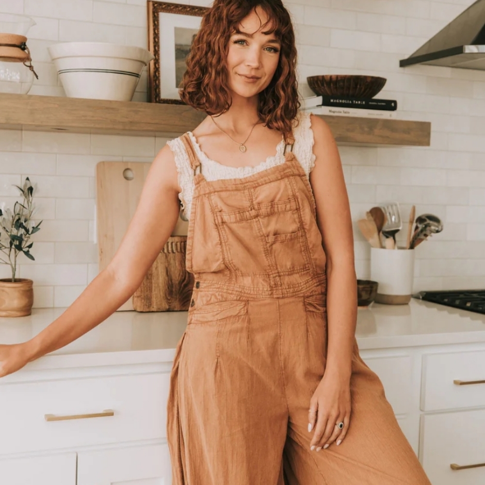 Free People Follow the Sun One piece/overalls - peach ๐ - Picture 2 of 9